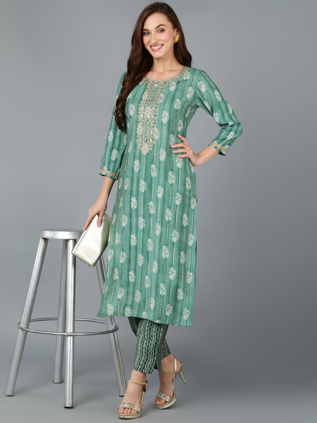 

AHIKA Ethnic Motifs Printed Sequinned Kurta, Green