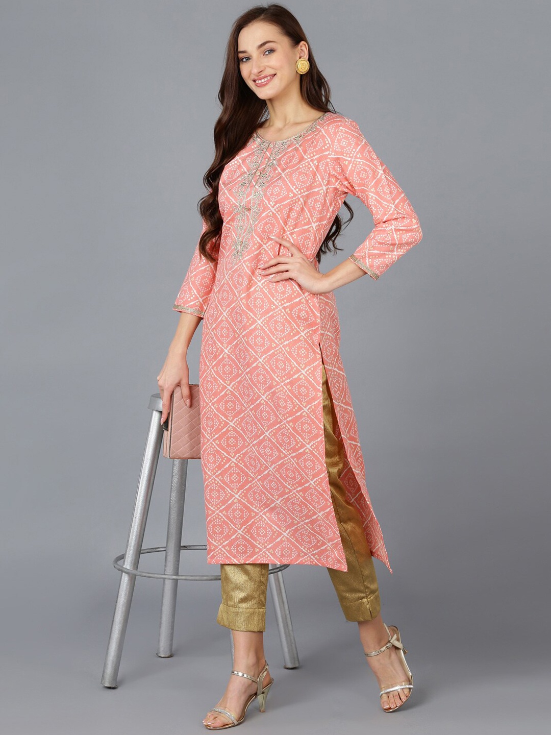 

AHIKA Bandhani Printed Thread Work Kurta, Peach