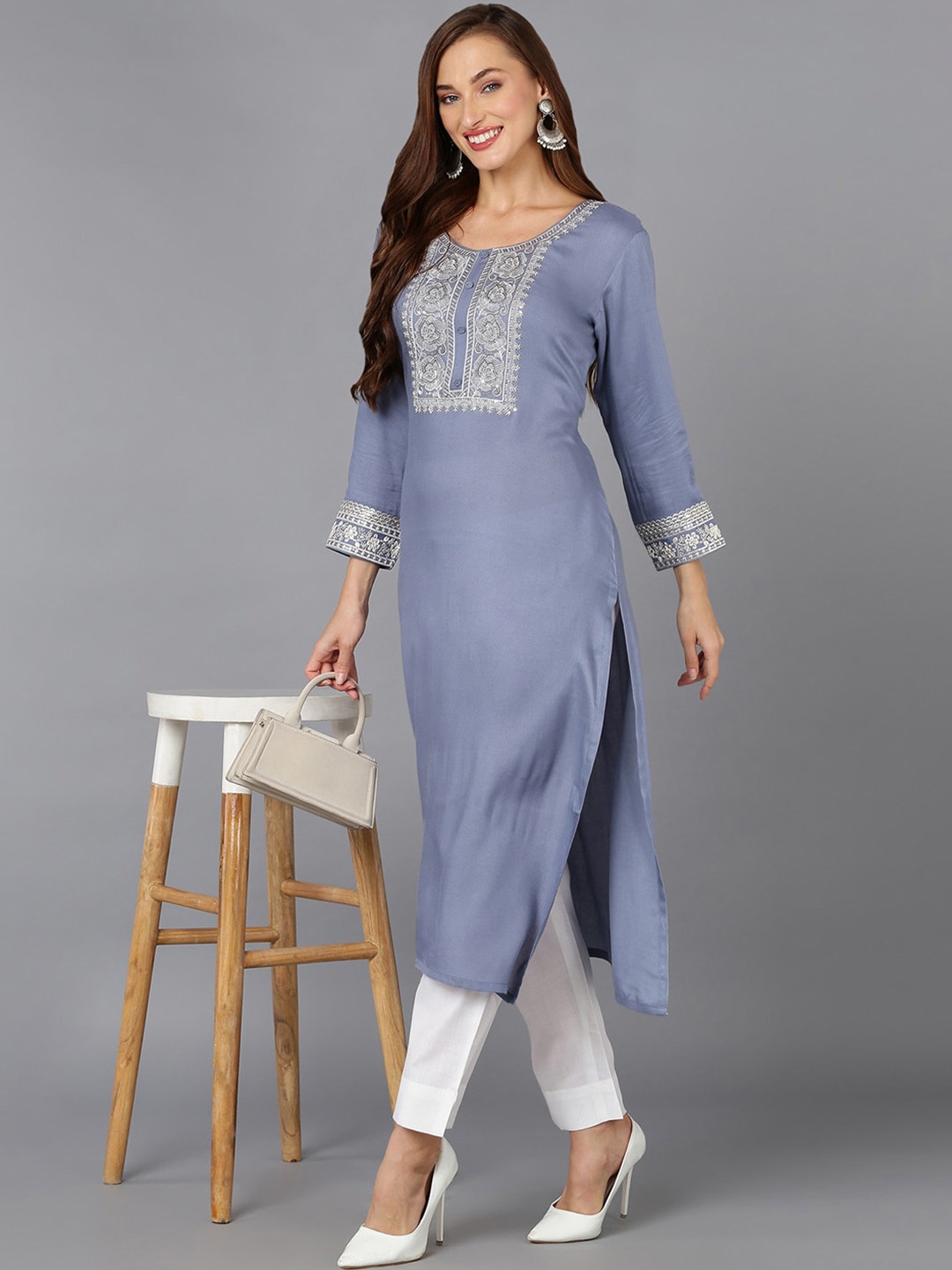 

AHIKA Floral Yoke Design Sequins Straight Kurta, Blue