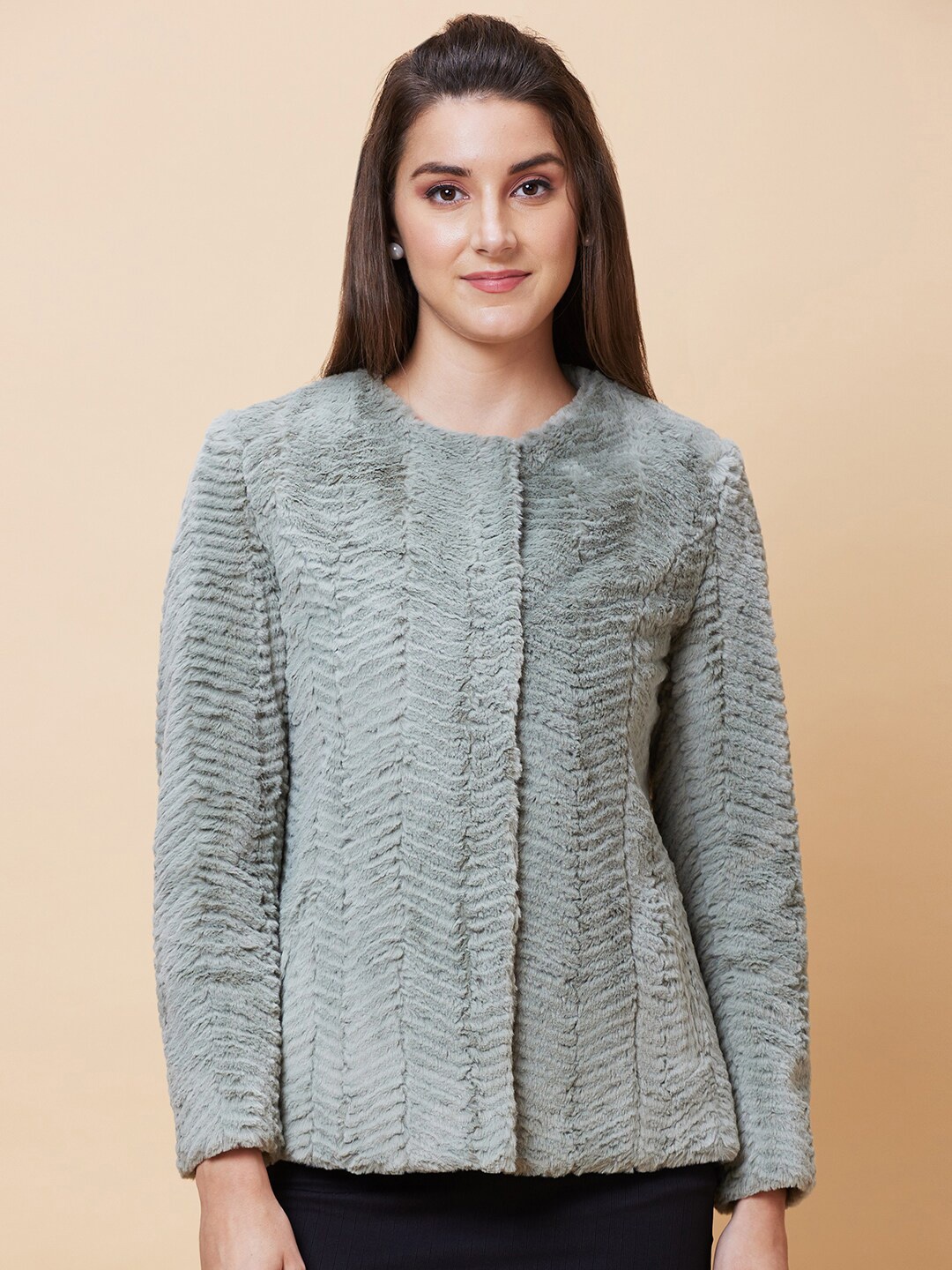 

Globus Green Self Design Mock Collar Acrylic Overcoat