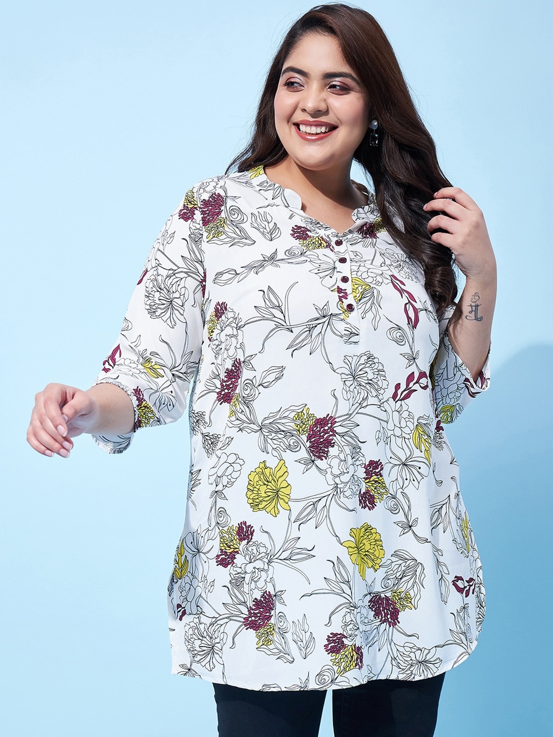 

AUSTIVO Plus Size Floral Printed Mandarin Collar Straight Kurti, White