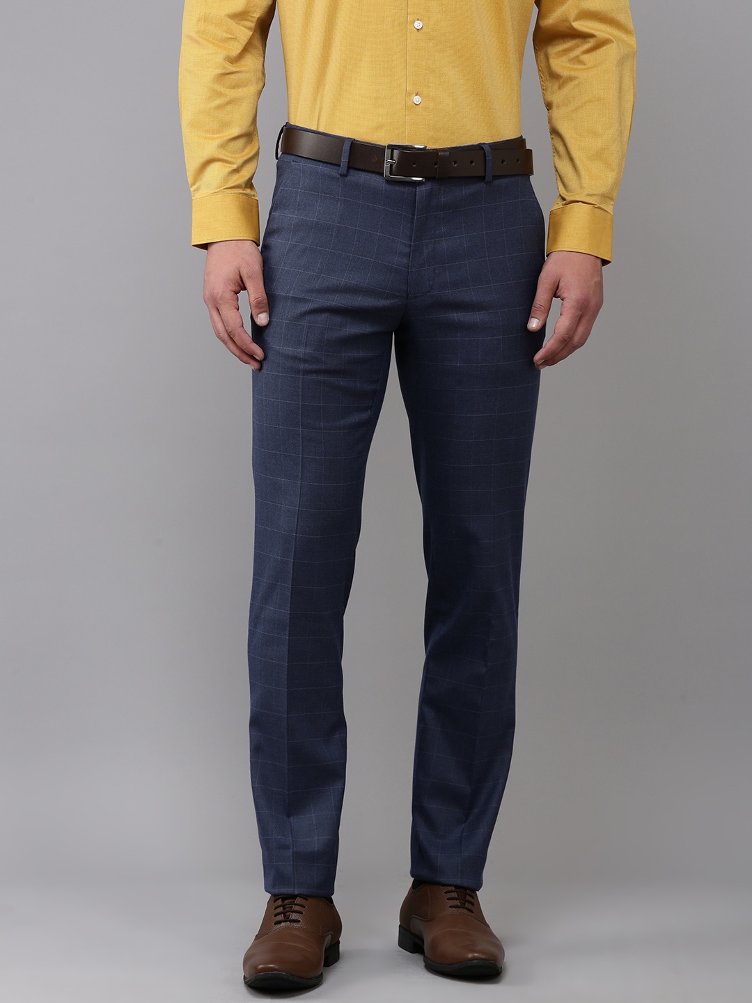 

Van Heusen Men Checked Slim Fit Trousers, Navy blue