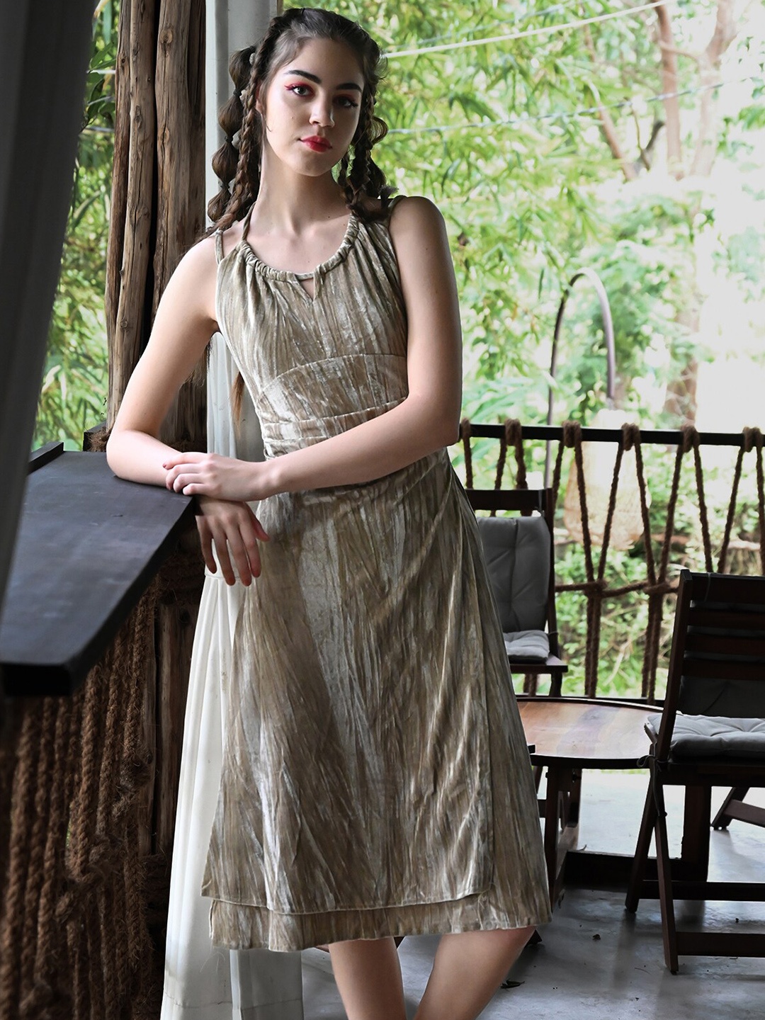 

ODETTE Velvet A-Line Maxi Dress, Gold