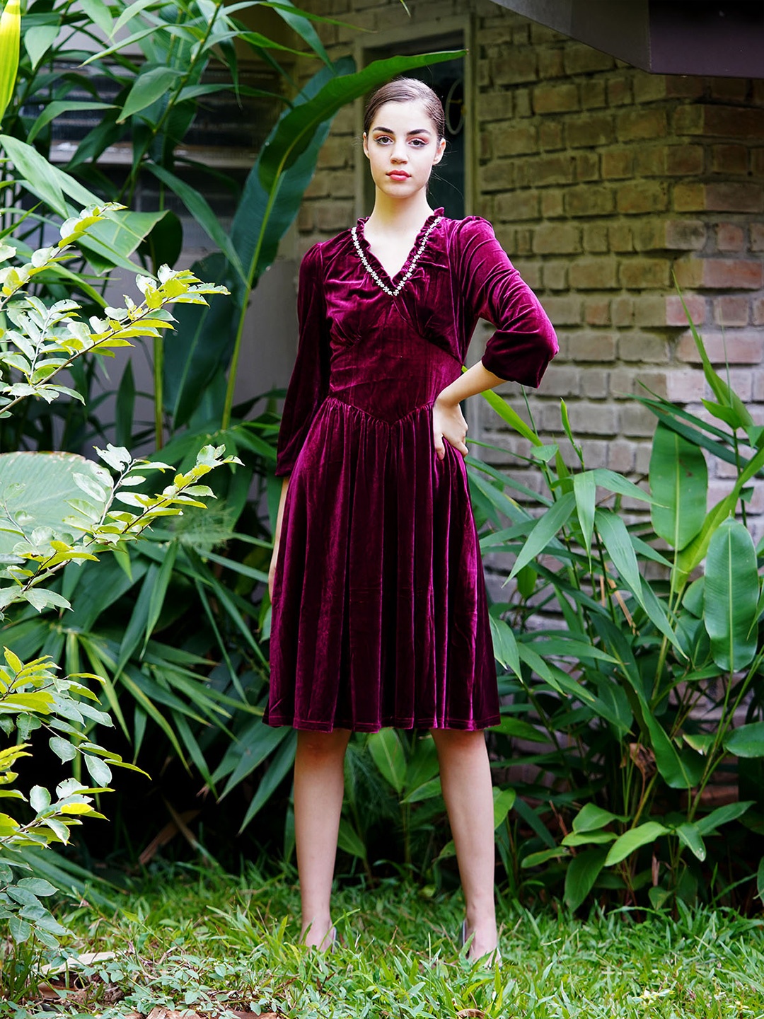 

ODETTE V-Neck Velvet Fit & Flare Dress, Violet