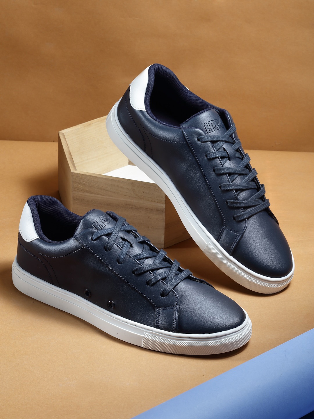 

HRX by Hrithik Roshan Men Navy Blue & White Contrast Sole Lace-Up Sneakers