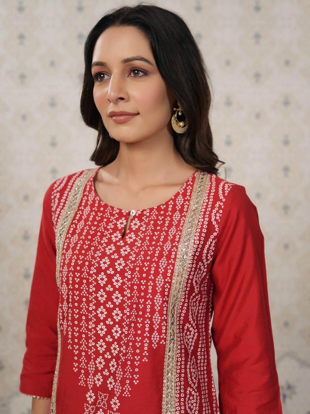 

Ode by House of Pataudi Bandhani Printed Keyhole Neck Kurta, Red