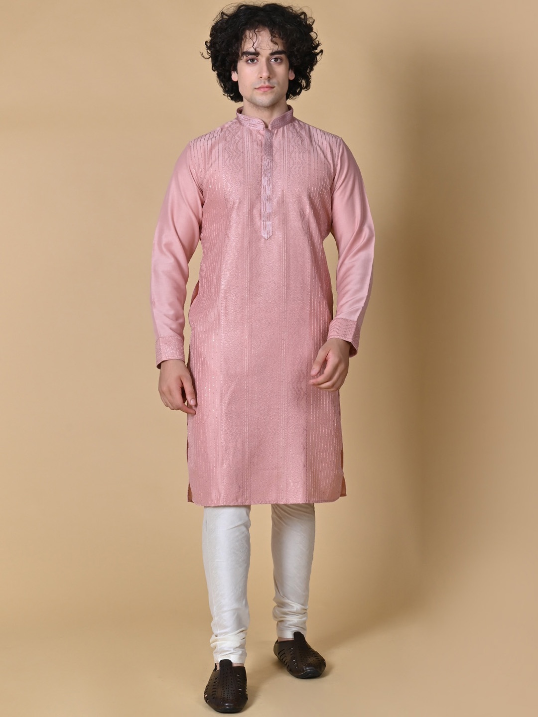 

MAAHI FABS Embroidered Mandarin Collar Regular Sequinned Kurta With Churidar, Peach