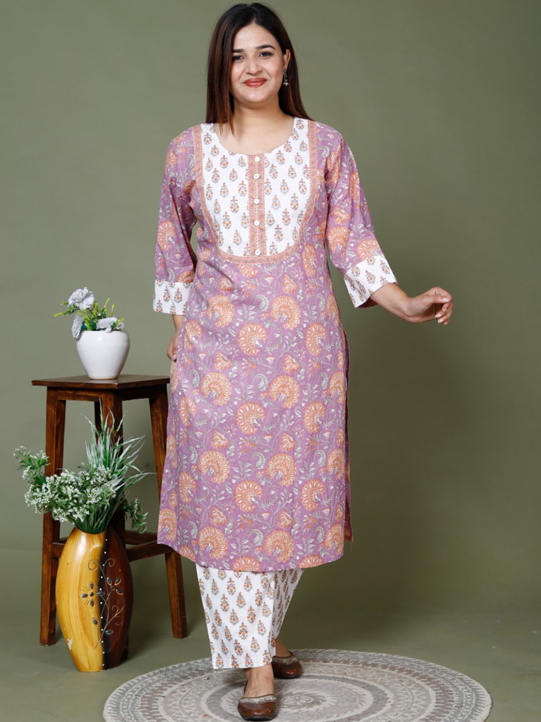 

Swasti Floral Printed Regular Pure Cotton Kurta With Trousers & Dupatta, Purple