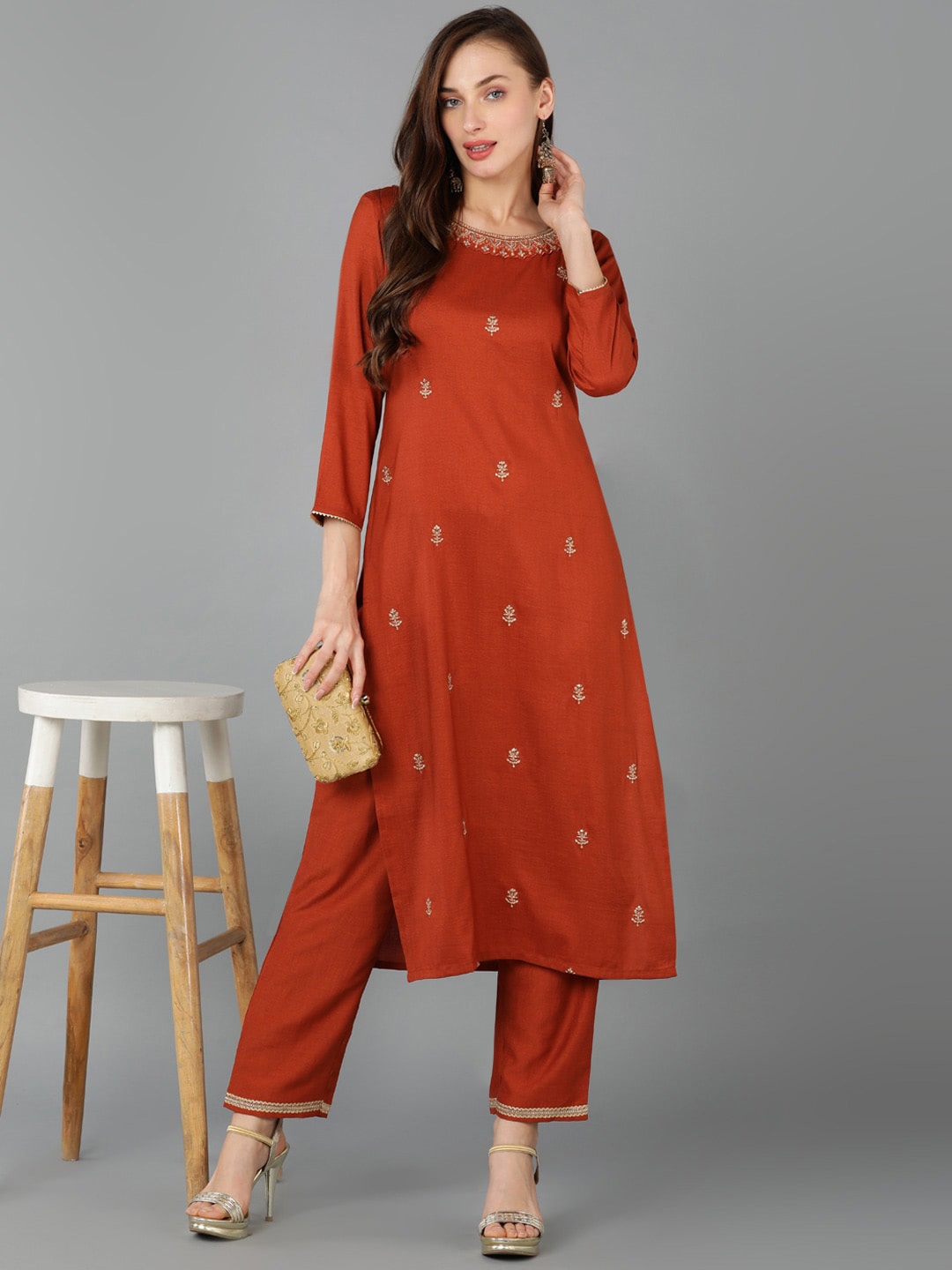 

AHIKA Embroidered Round Neck Straight Thread Work Kurta, Rust