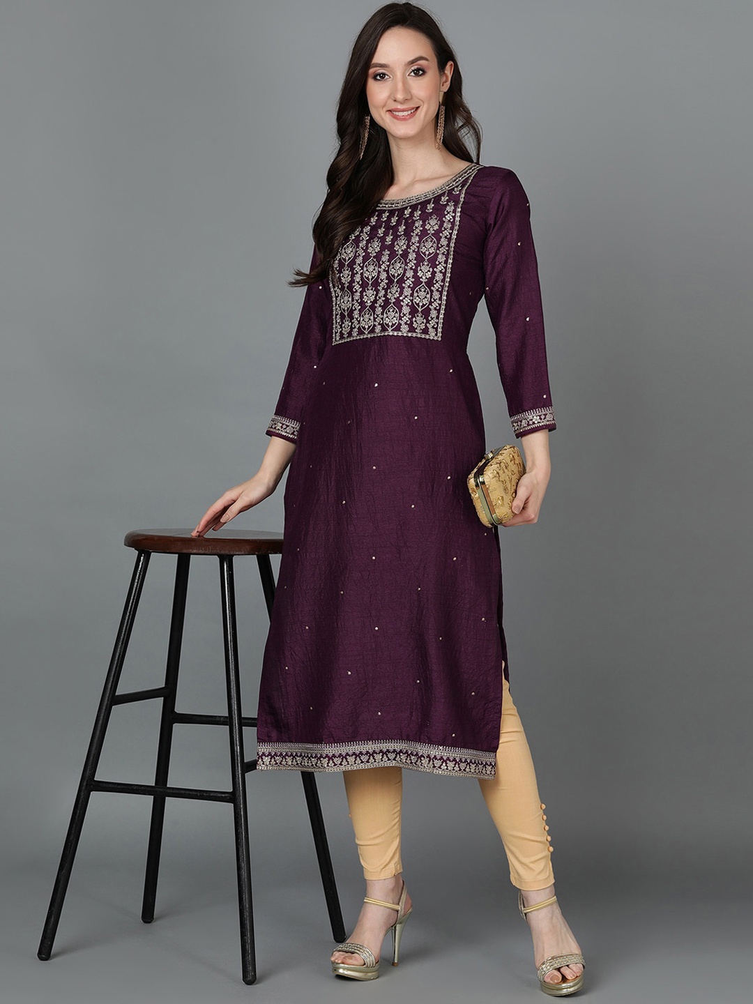 

AHIKA Embroidered Round Neck Straight Thread Work Silk Blend Kurta, Purple