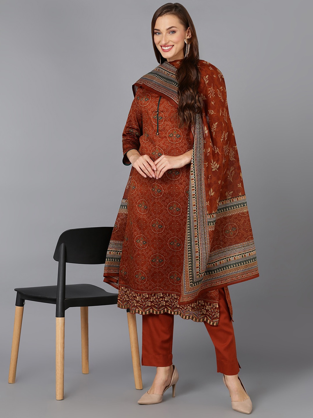 

AHIKA Bandhani Printed Regular Pure Cotton Kurta With Trousers & Dupatta, Rust