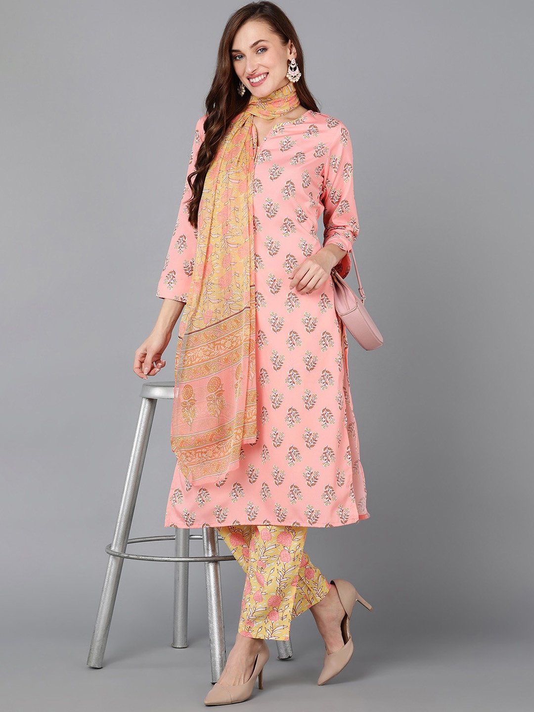 

AHIKA Ethnic Motifs Printed Straight Kurta With Trousers & Dupatta, Peach