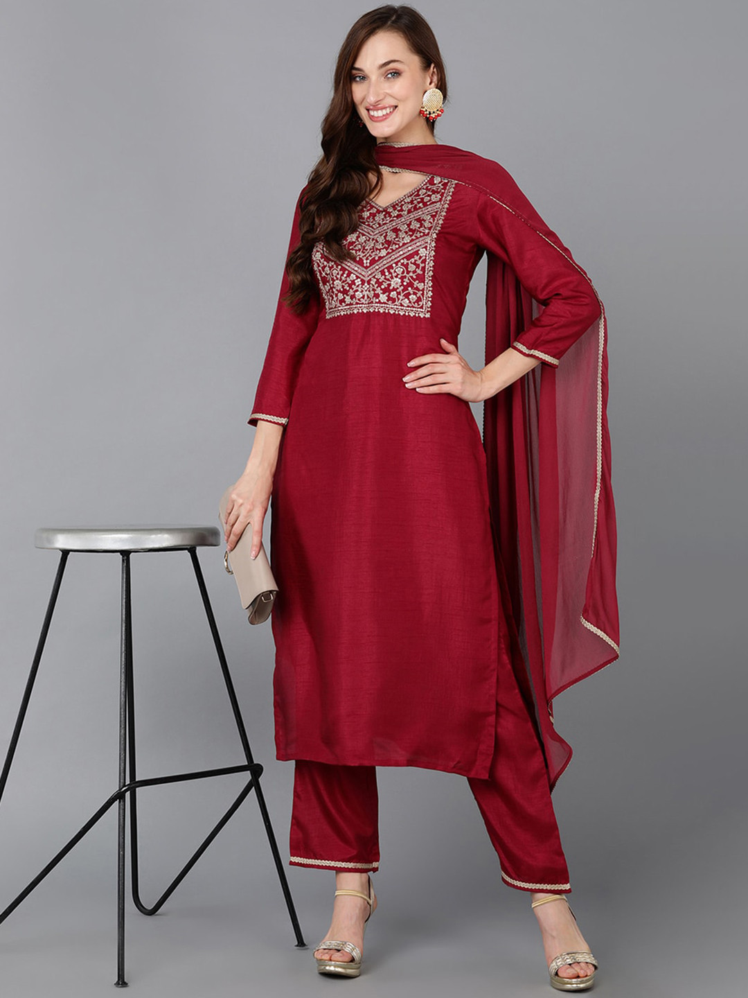 

AHIKA Ethnic Motifs Yoke Design Sequinned Straight Kurta With Trousers & Dupatta, Maroon