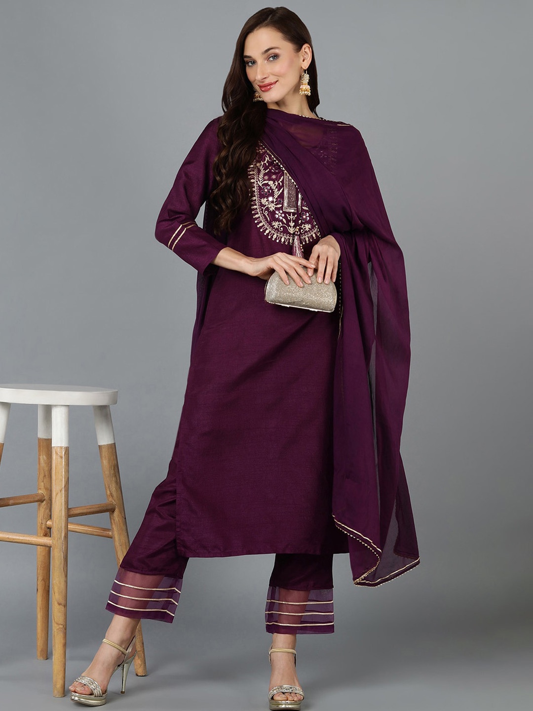 

AHIKA Ethnic Motifs Yoke Design Regular Kurta with Trousers & Dupatta, Purple