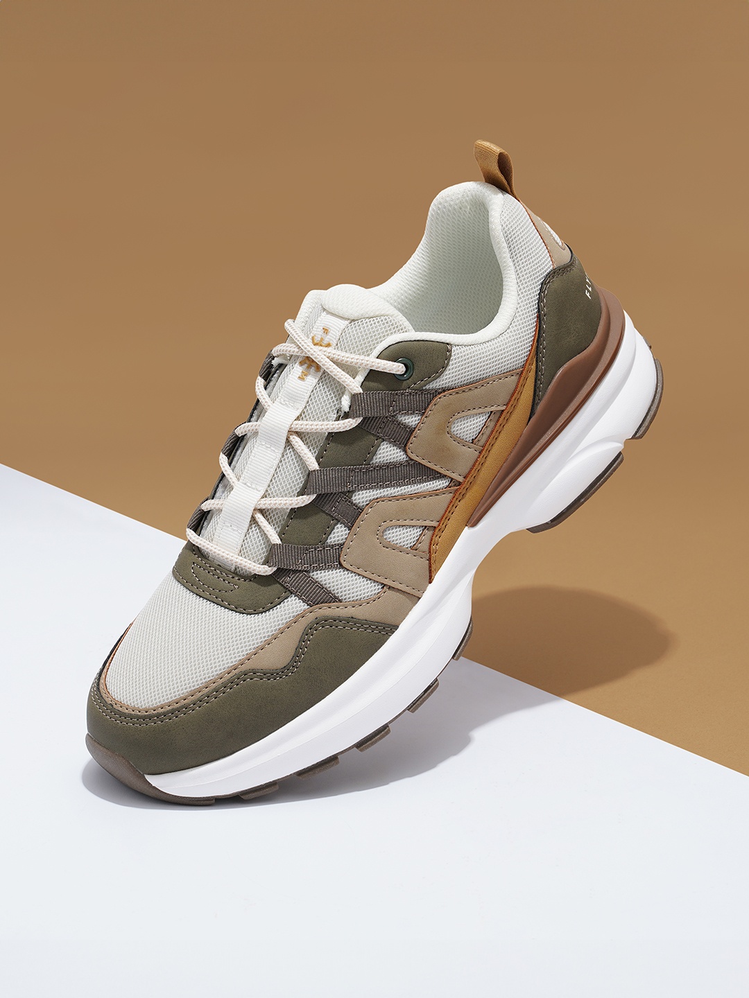 

Flying Machine Men Rodane Colourblocked Sneakers, Beige