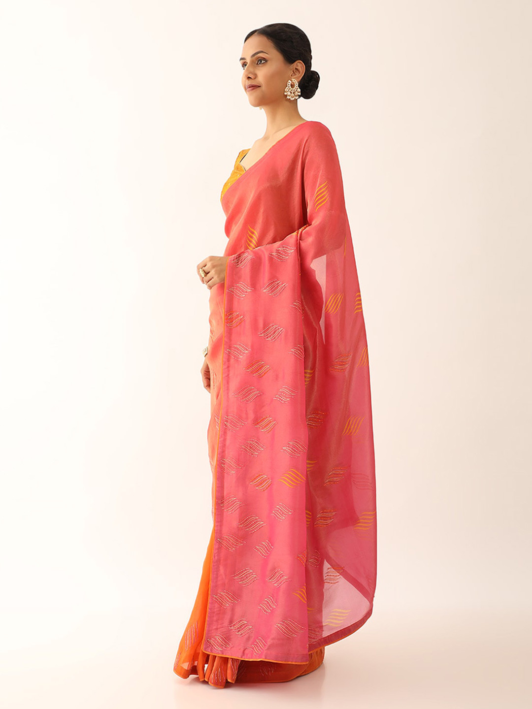 

Taneira Floral Embroidered Saree, Pink
