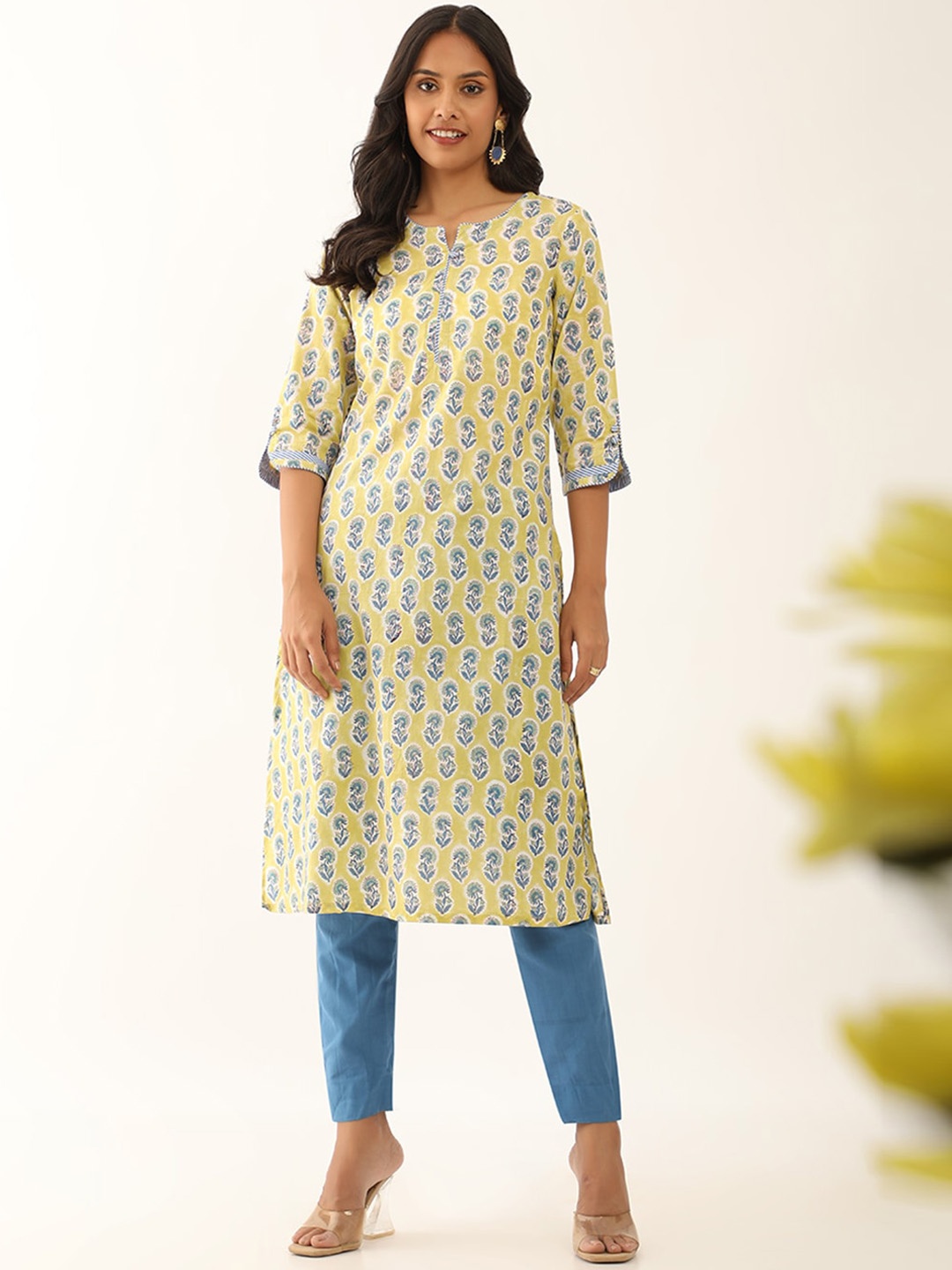 

Taneira Floral Printed Pure Cotton Kurta, Yellow