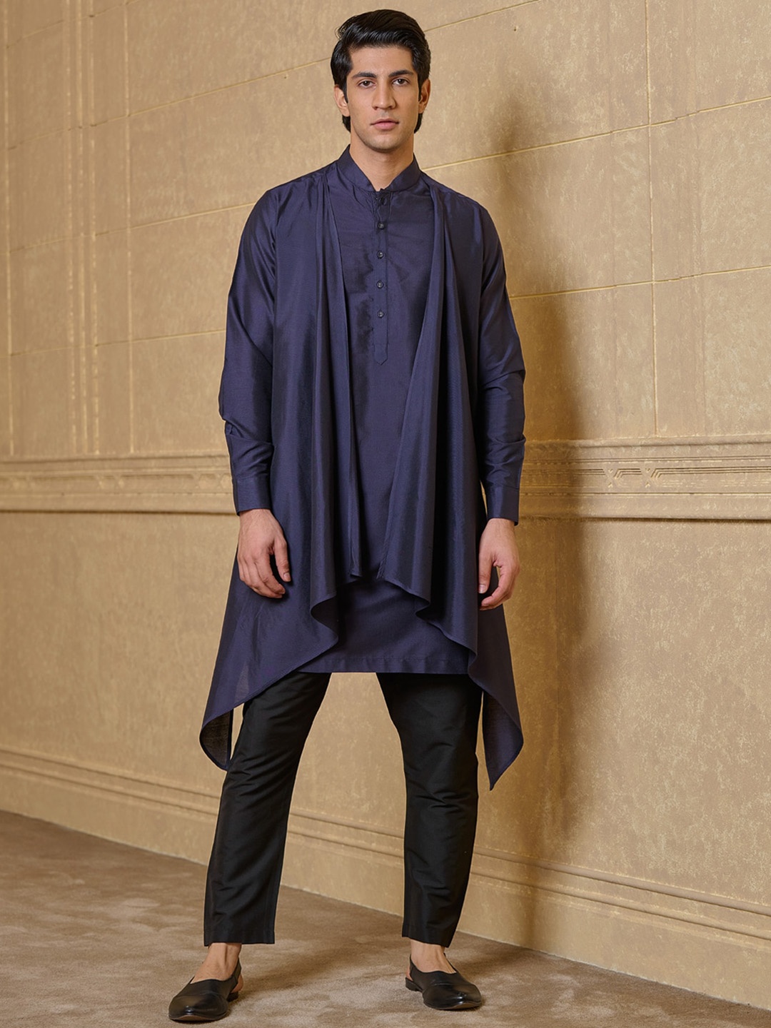 

Tasva Regular Mandarin Collar Kurta With Drape Panels In Front with Trousers, Navy blue