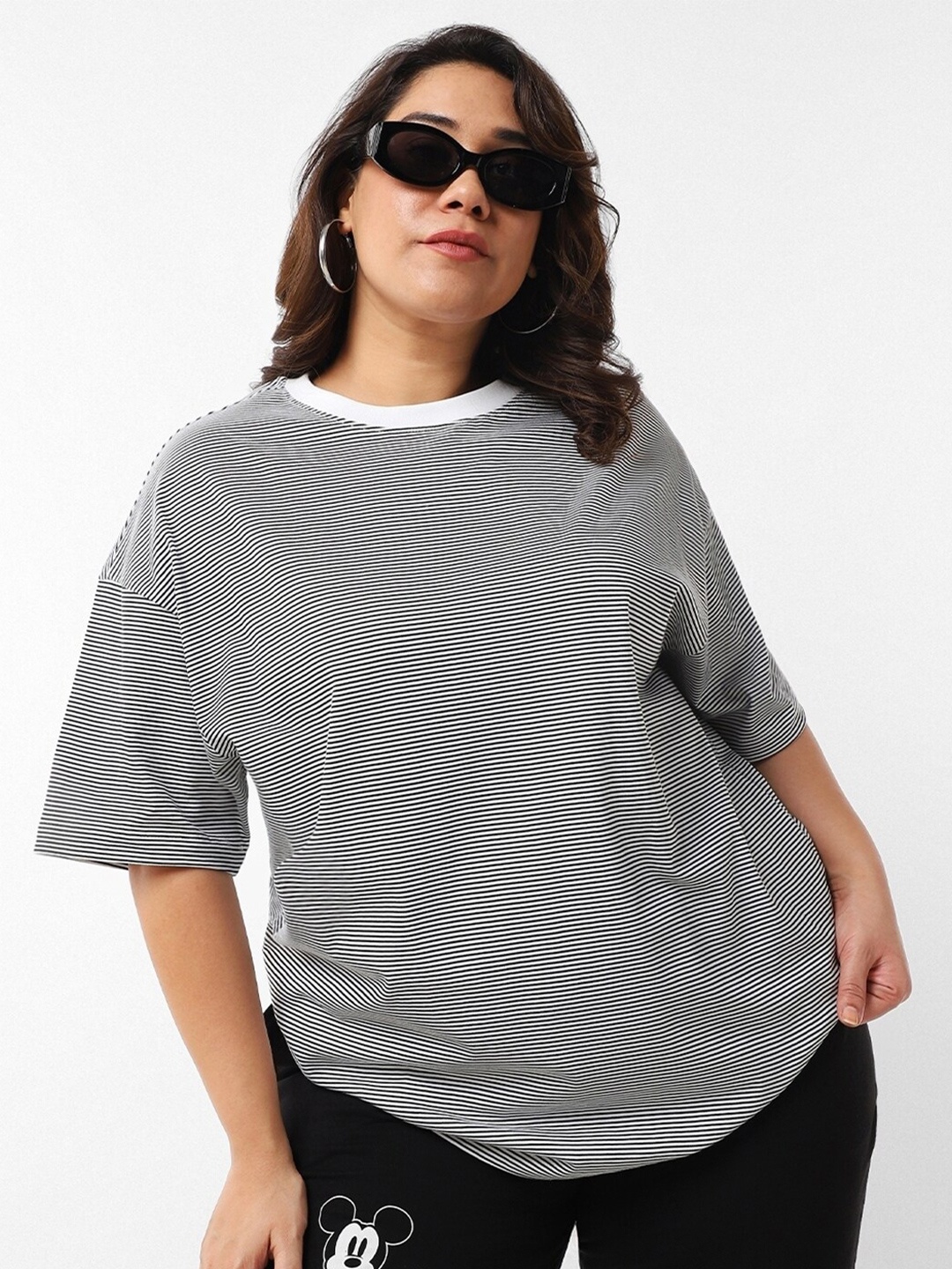 

Bewakoof Plus Striped Drop-Shoulder Sleeves Cotton Oversized T-shirt, White