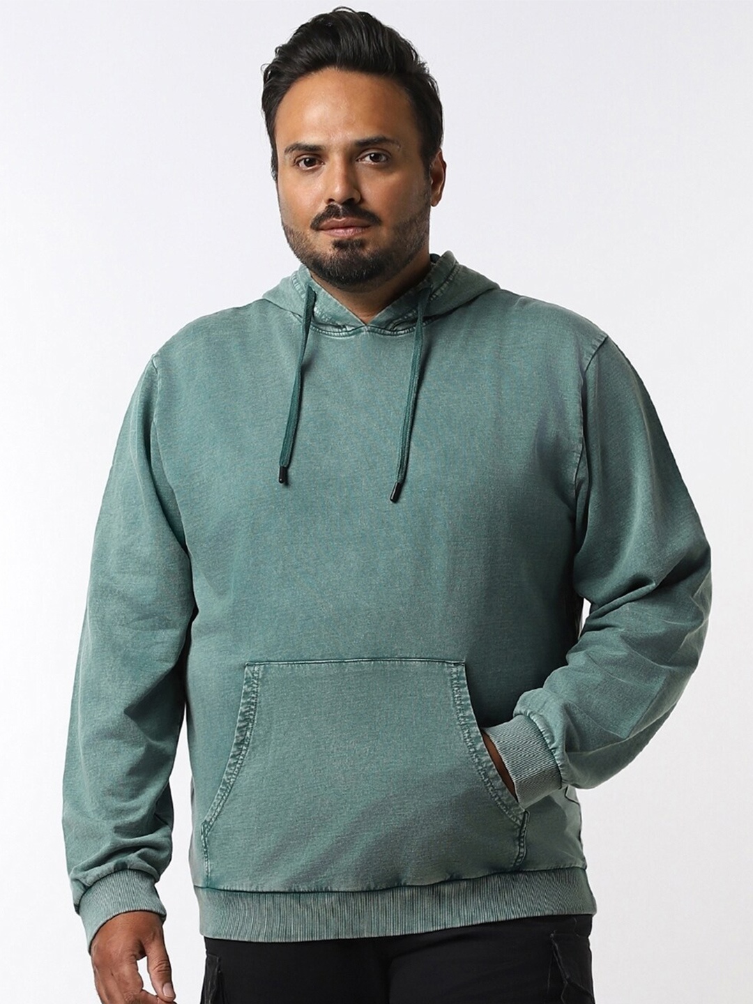 

Bewakoof Plus Green Hooded Long Sleeves Sweatshirt