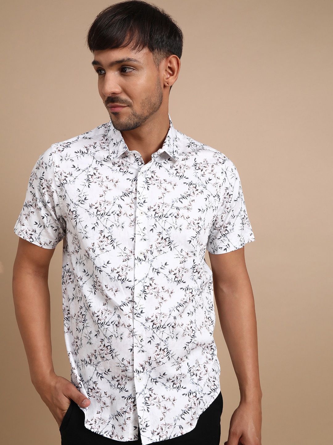 

Crocodile Classic Floral Printed Spread Collar Cotton Casual Shirt, White