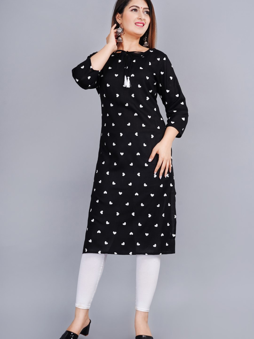 

SIPET Geometric Printed Tie-Up Neck Straight Kurta, Black