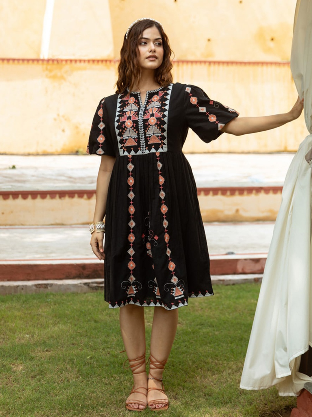 

Aadews Embroidered Round Neck Puff Sleeves Fit & Flare Cotton Dress, Black
