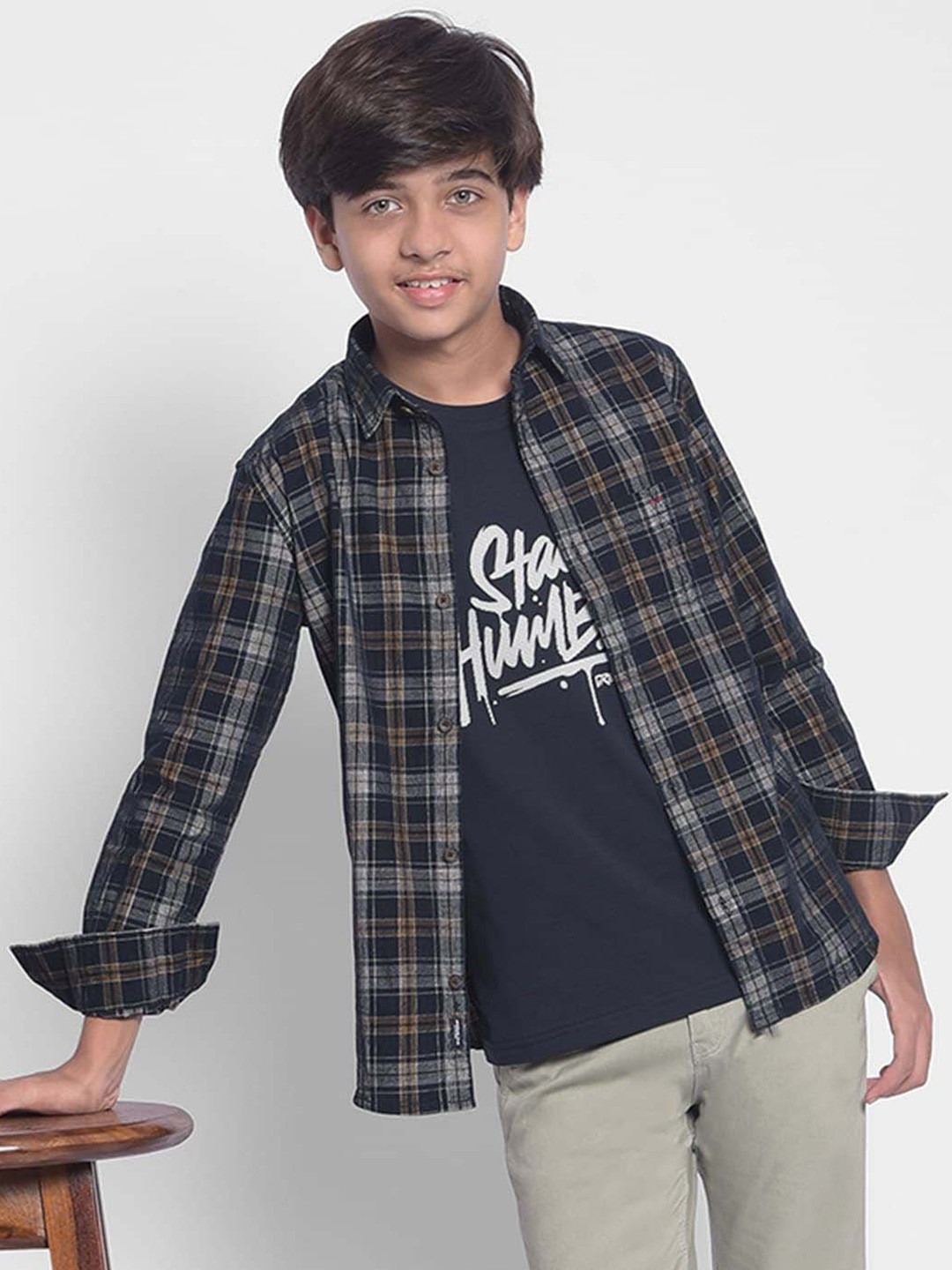 

Crimsoune Club Boys Slim Fit Tartan Checked Pure Cotton Casual Shirt, Navy blue