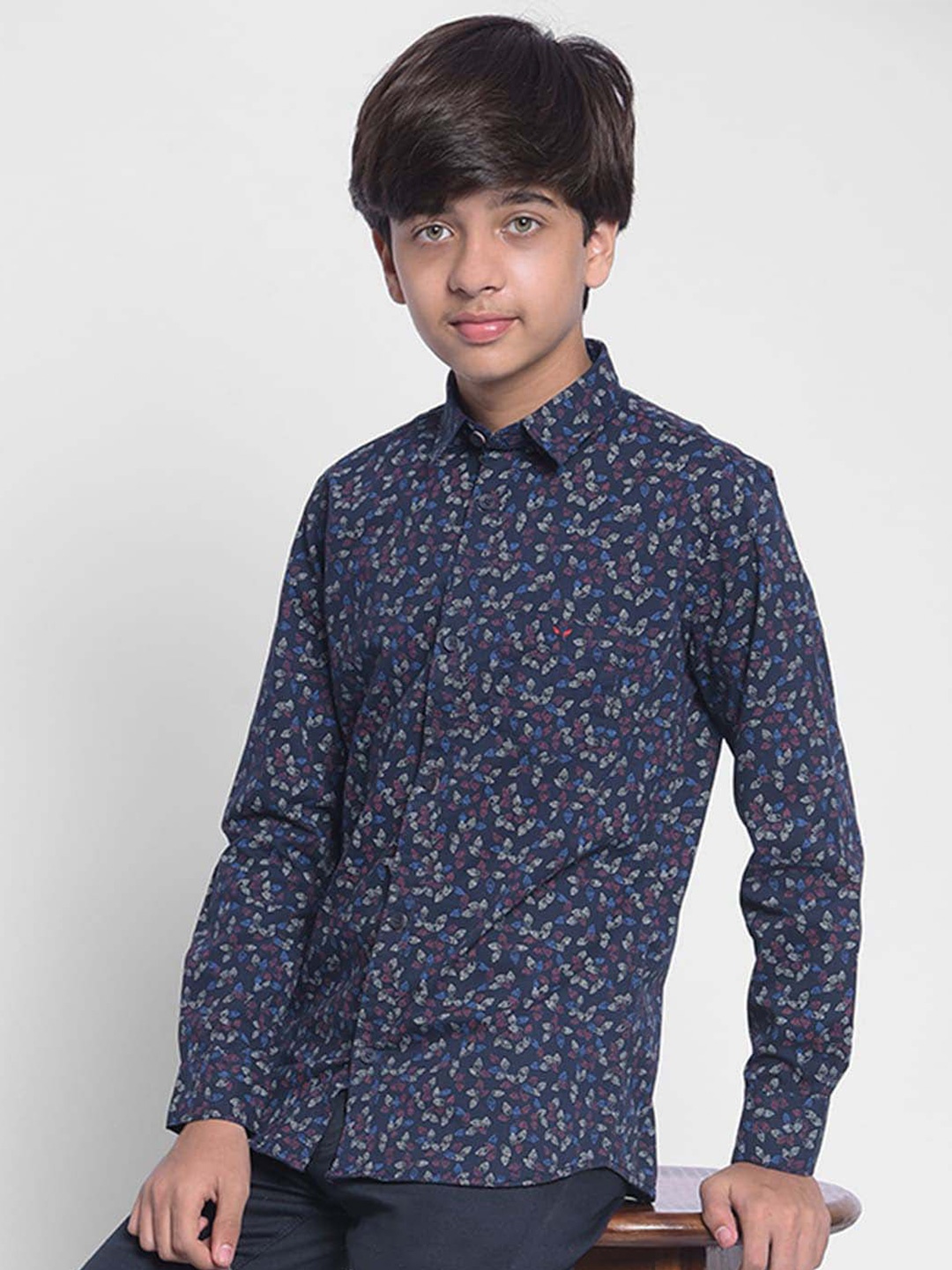 

Crimsoune Club Boys Slim Fit Floral Printed Pure Cotton Casual Shirt, Navy blue