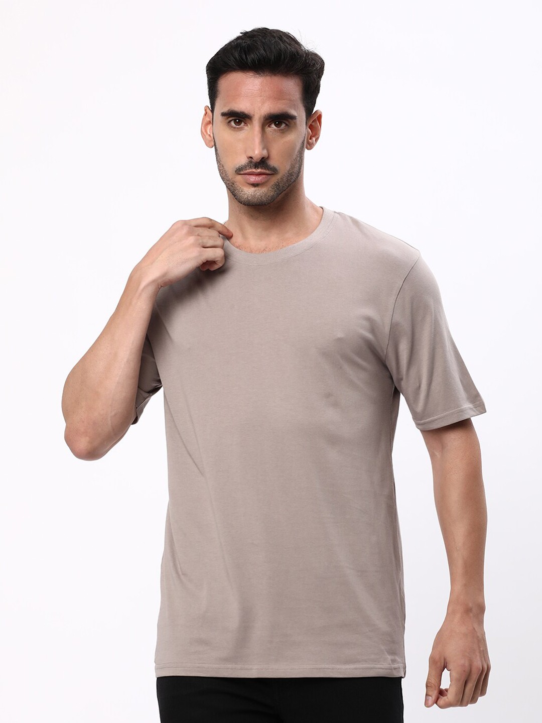 

R&B Men Grey V-Neck Pockets T-shirt