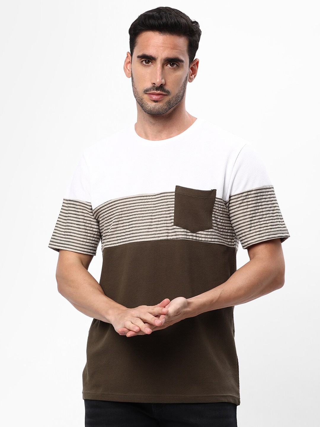 

R&B Men Olive Green Colourblocked Pockets T-shirt