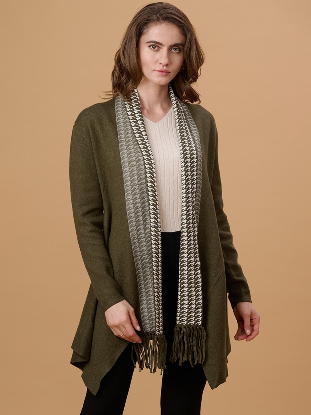 

Gipsy Shawl Lapel Longline Acrylic Shrug, Green
