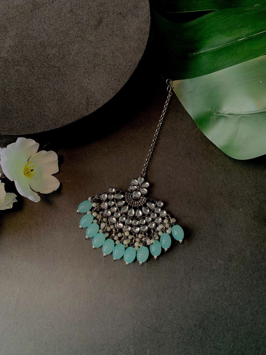 

I Jewels Silver-Plated Kundan Studded & Beaded Oxidised Maang Tika