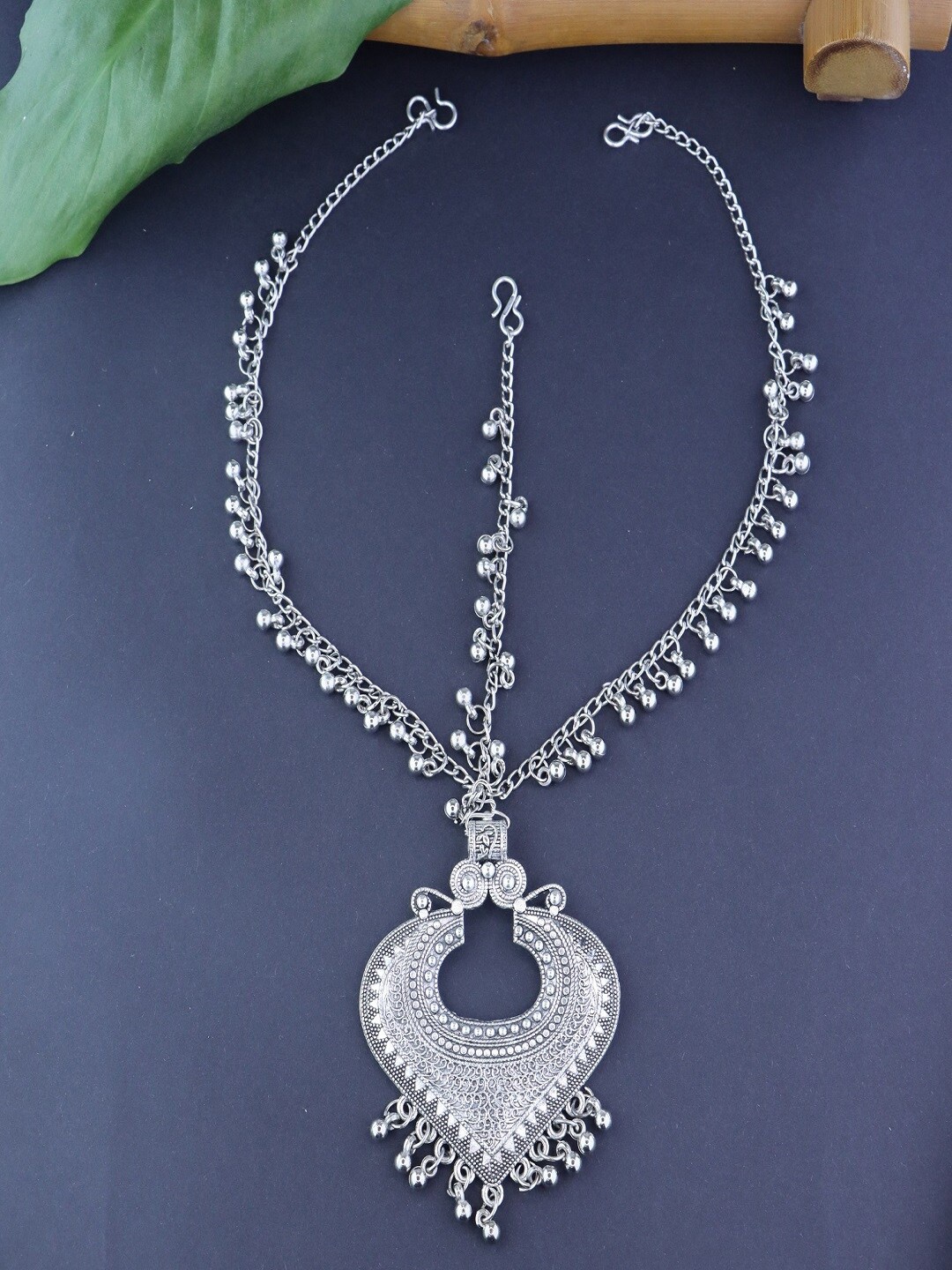 

I Jewels Silver-Plated Beaded Mathapatti With Ghungroo