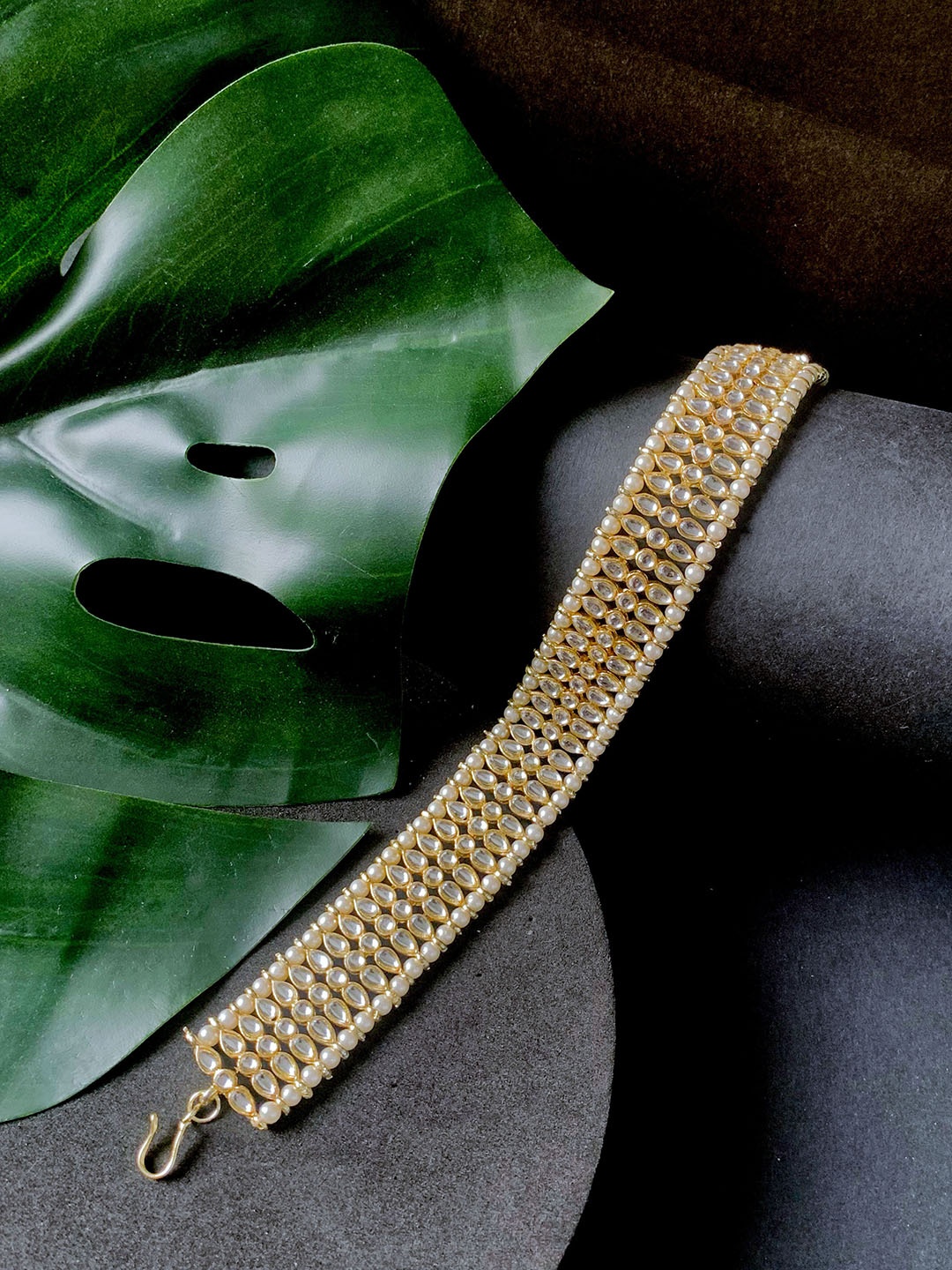 

I Jewels Gold-Plated Kundan Studded & Beaded Mathapatti