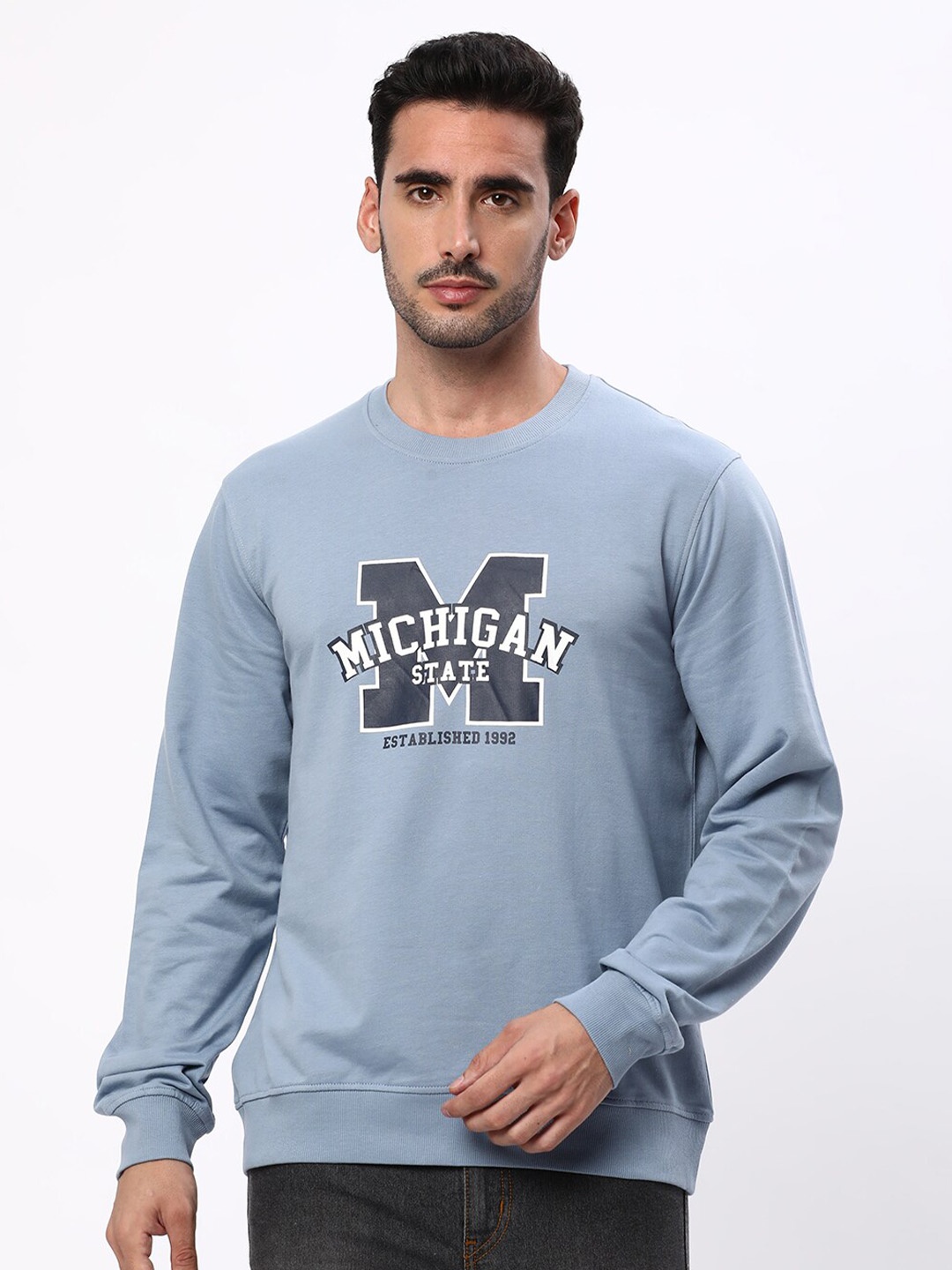 

R&B Men Blue Printed Sweatshirt