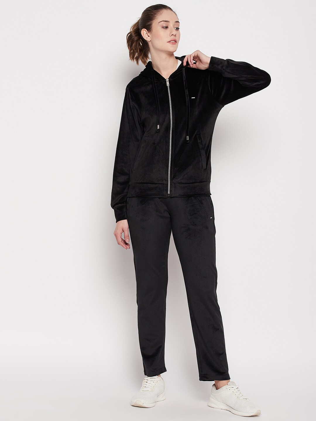 

Okane Hooded Long Sleeves Tracksuit, Black