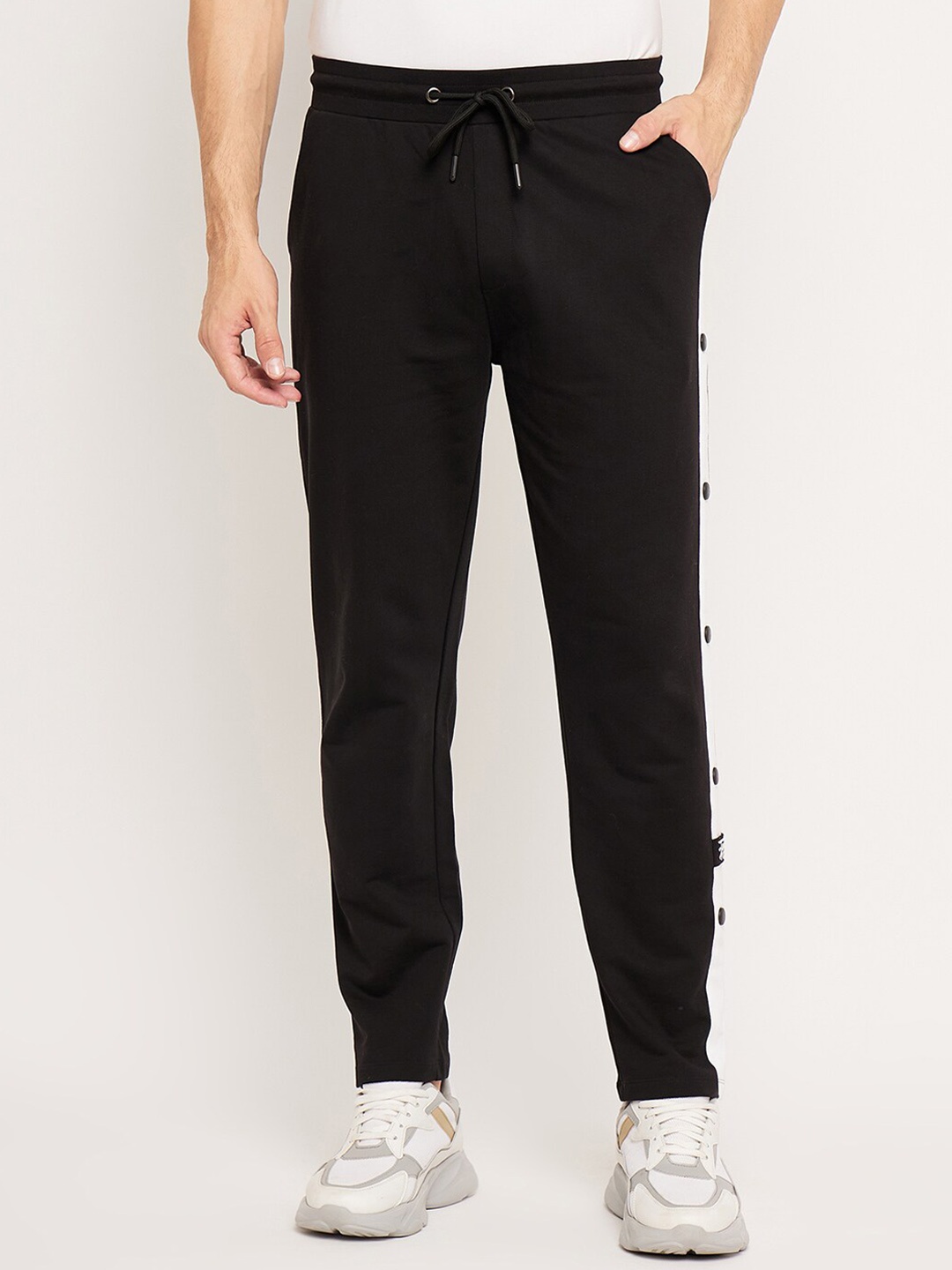 

EDRIO Men Mid Rise Straight Fit Cotton Track Pants, Black