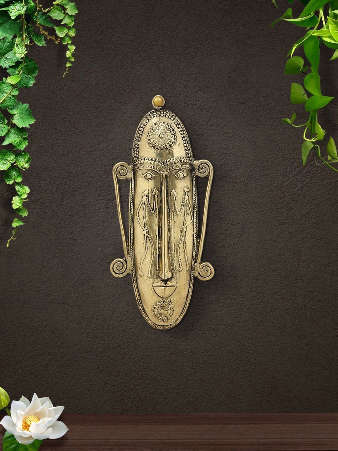 

Imli Street Gold toned Tribal Mask Wall Hanging Plate