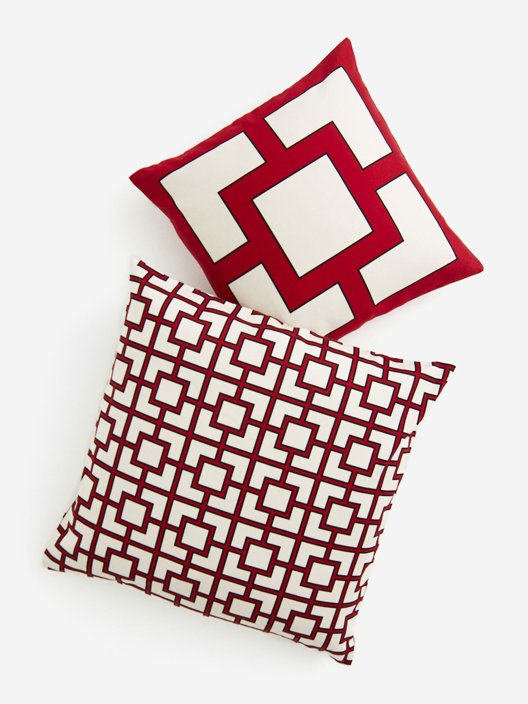 

H&M 2-Pack White & Red 2-Pack Satin Cushion Covers