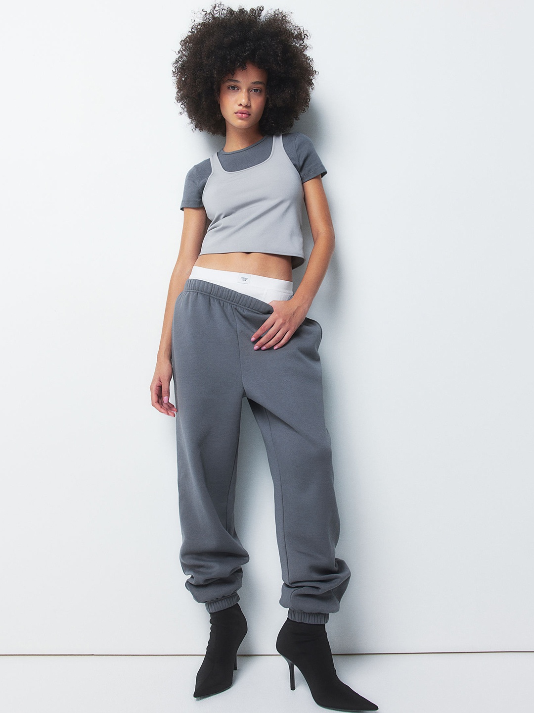 

H&M Women Pull-On Joggers, Grey