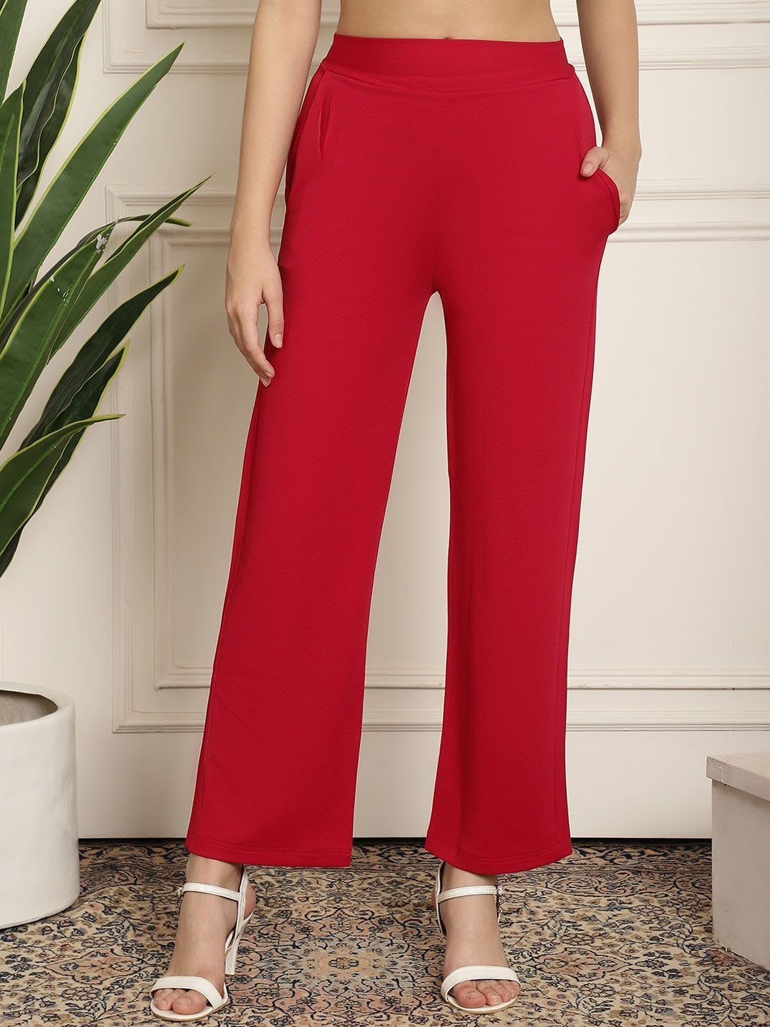 

NEUDIS Women Solid Smart Straight Fit Parallel Trousers, Fuchsia