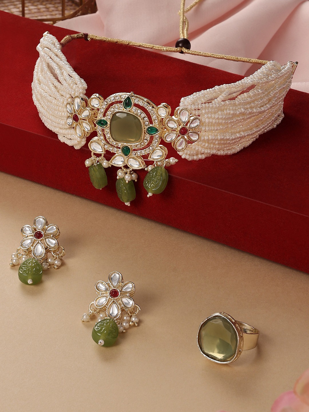 

Zaveri Pearls Gold-Plated Kundan Studded Jewellery Set, Green