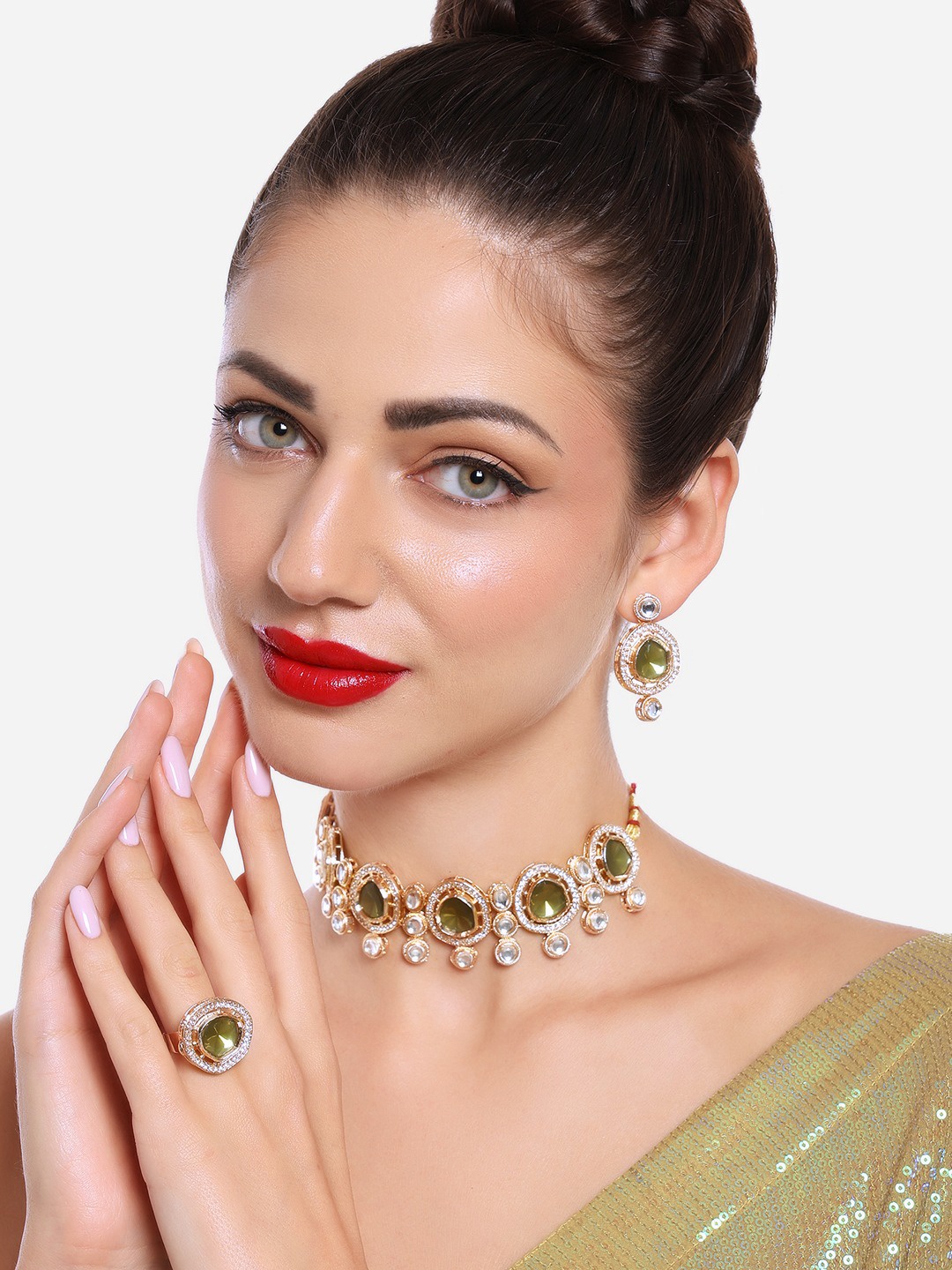 

Zaveri Pearls Gold-Plated Kundan & Austrain Diamonds Jewellery Set, Green