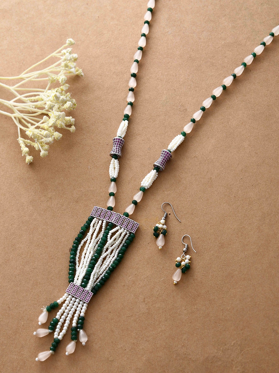 

DASTOOR Gold-Plated Beaded Jewellery Set