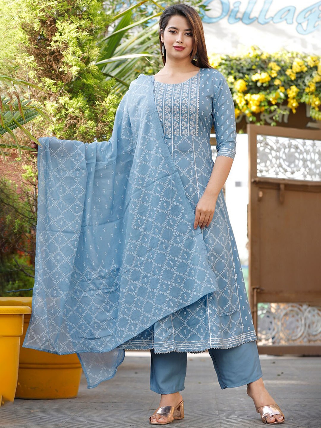 

TOULIN Ethnic Motifs Printed Anarkali Thread Work Kurta with Palazzos & With Dupatta, Grey