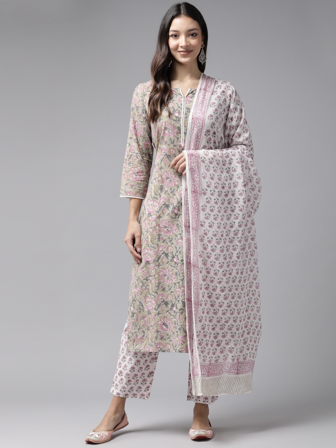 

Prakrti Women Floral Printed Regular Pure Cotton Kurta with Trousers & With Dupatta, Olive