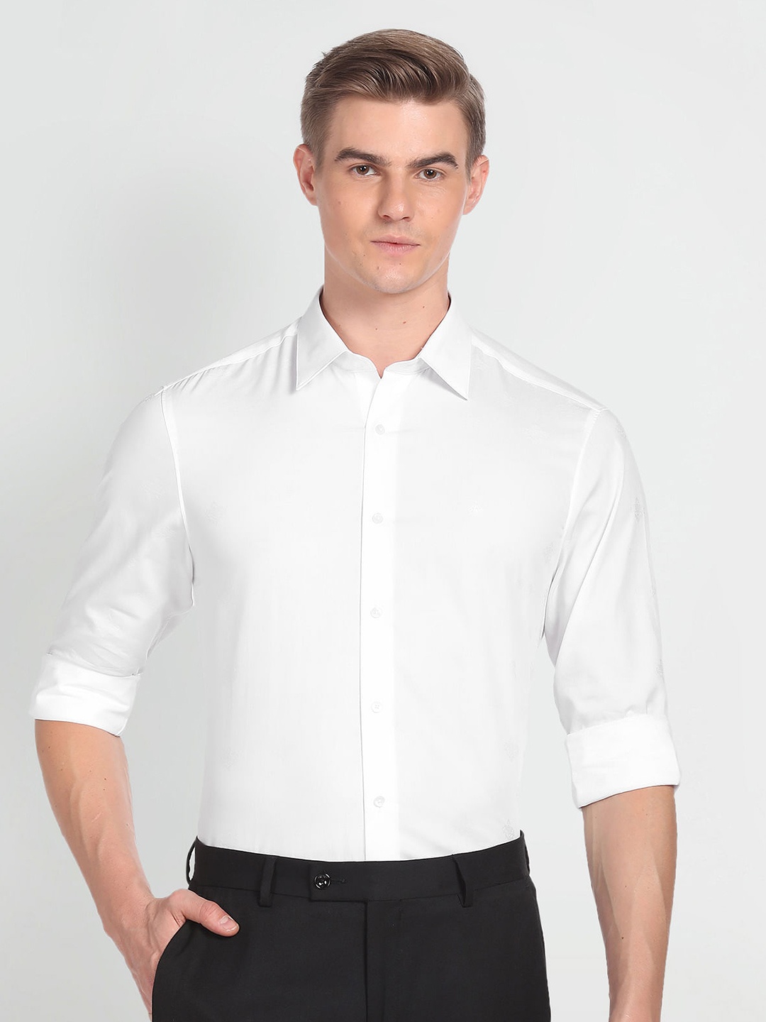 

Arrow Spread Collar Regular Fit Opaque Cotton Formal Shirt, White