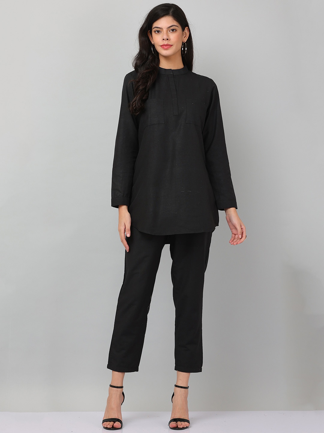 

KAANCHIE NANGGIA Solid Kurta With Trousers, Black