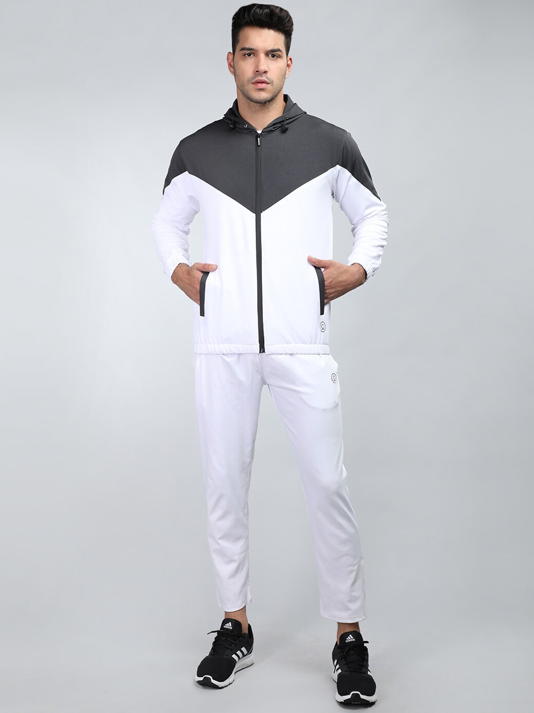 

CHKOKKO Colourblocked Hooded Sports Tracksuit, White